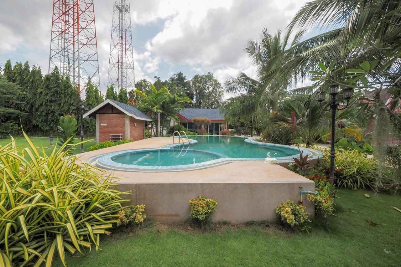 Oyo 75339 Full Frame Resort Kanchanaburi Exterior foto